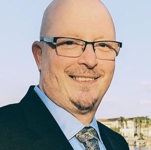 Meet your Posher, Tim